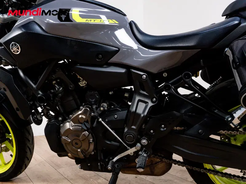 Yamaha MT-07 ABS (2014 - 16) (10)