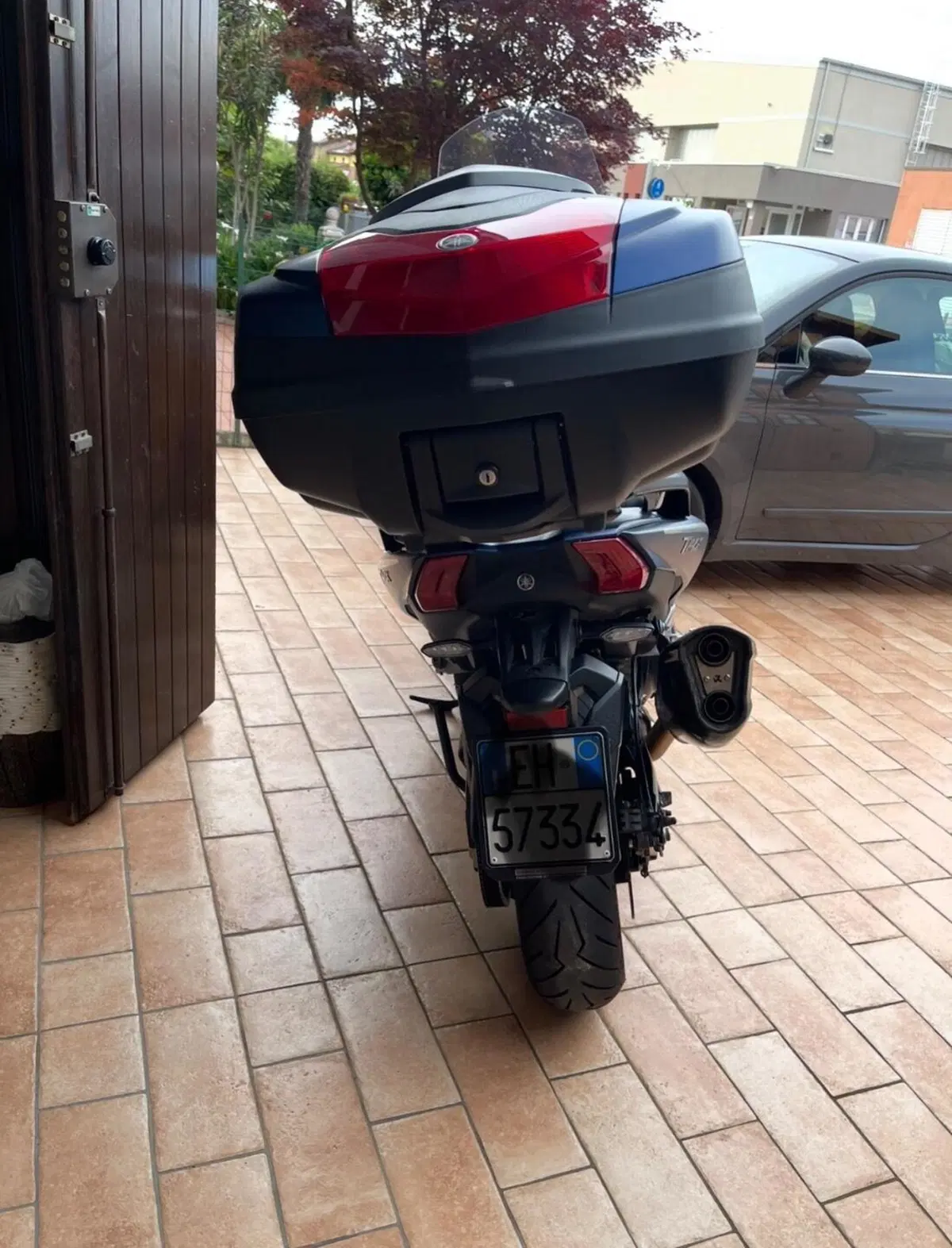 Yamaha T-Max 530 DX (2017 - 19) (4)