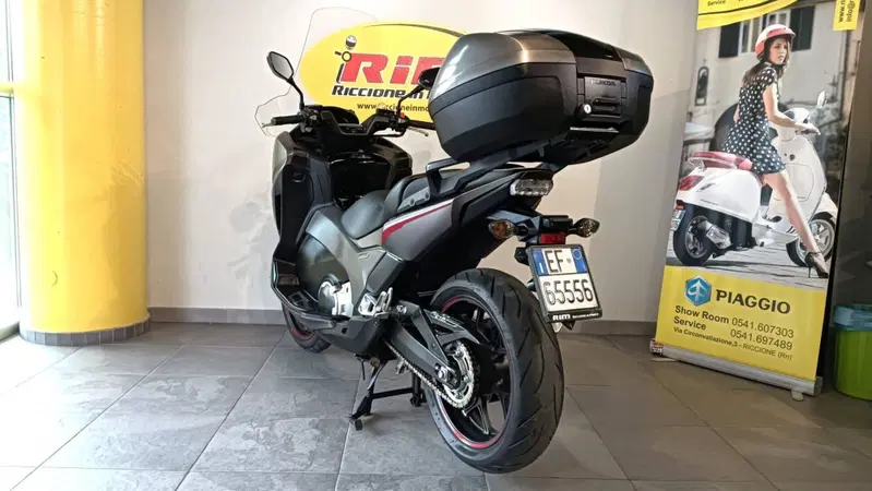 Honda Integra 750 DCT Sport (2017) (5)