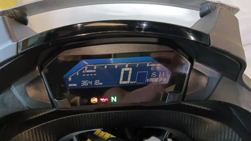 Honda Integra 750 DCT Sport (2017) (6)