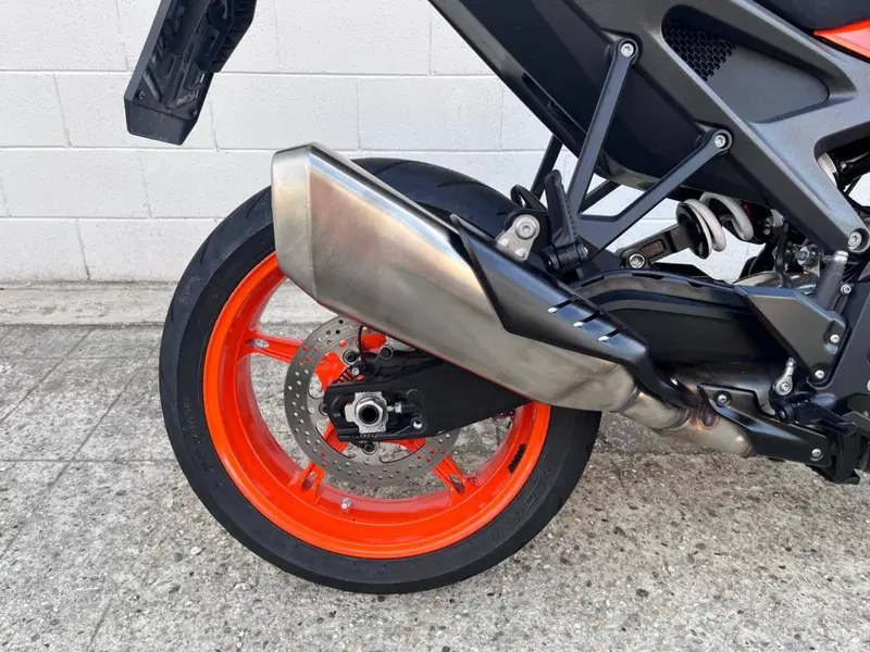 KTM 990 Duke (2024 - 26) (11)