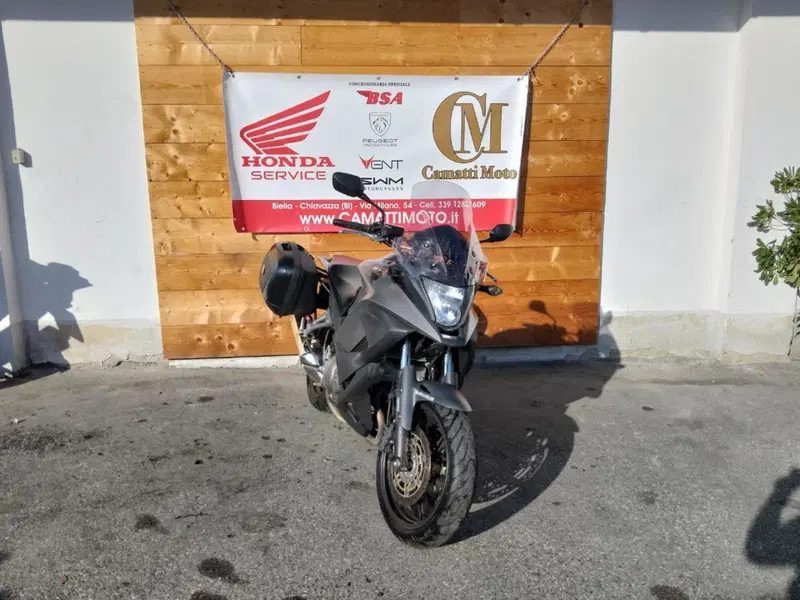 Honda VFR 800 (2006 - 13) (5)