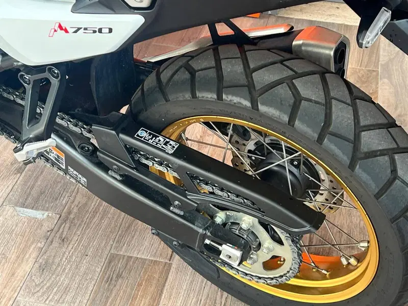Honda Transalp XL750 (2023 - 24) (7)