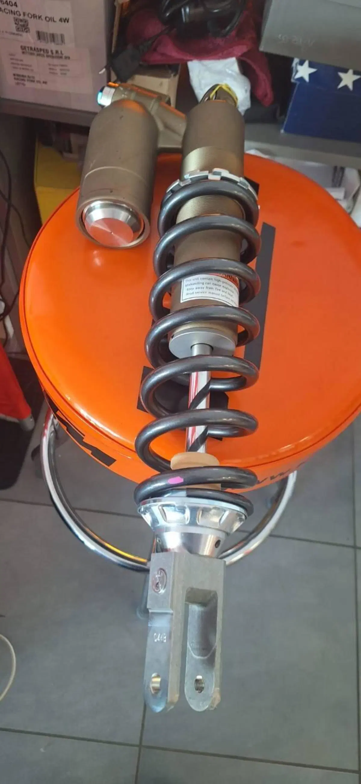 monoammortizzatore kayaba (2)