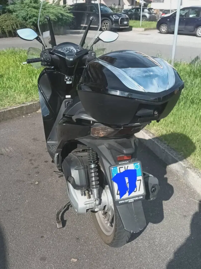 Honda SH 150i (2017 - 19) (2)