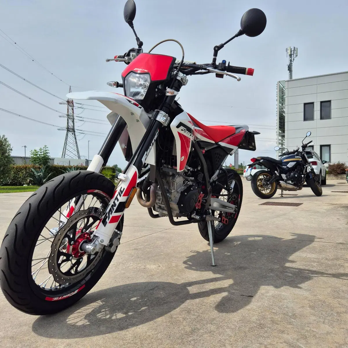Fantic Motor XMF 125 Motard Performance 4t (2021 - 22) (4)