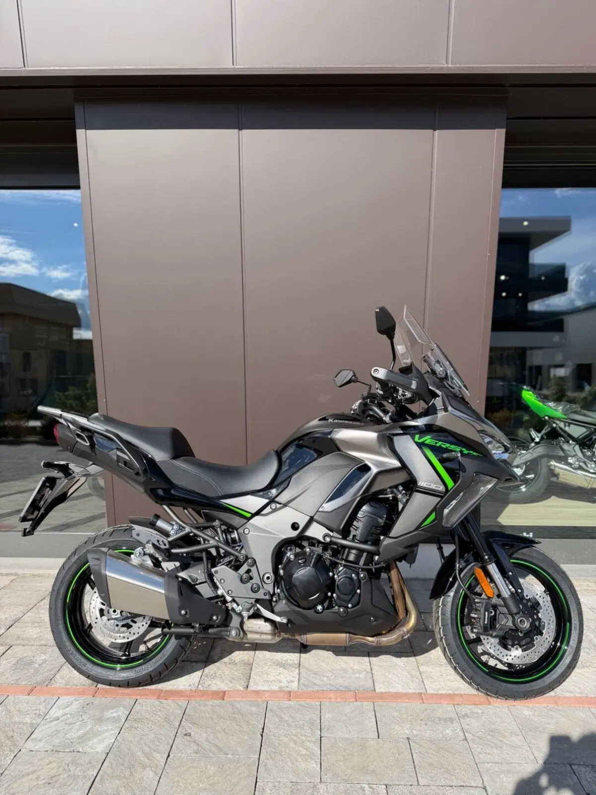 Kawasaki Versys 1100 SE Tourer (2025 - 26) (11)