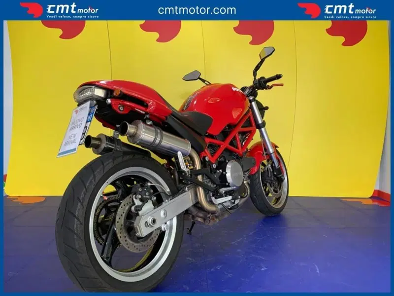 Ducati Monster 695 (2006 - 08) (2)