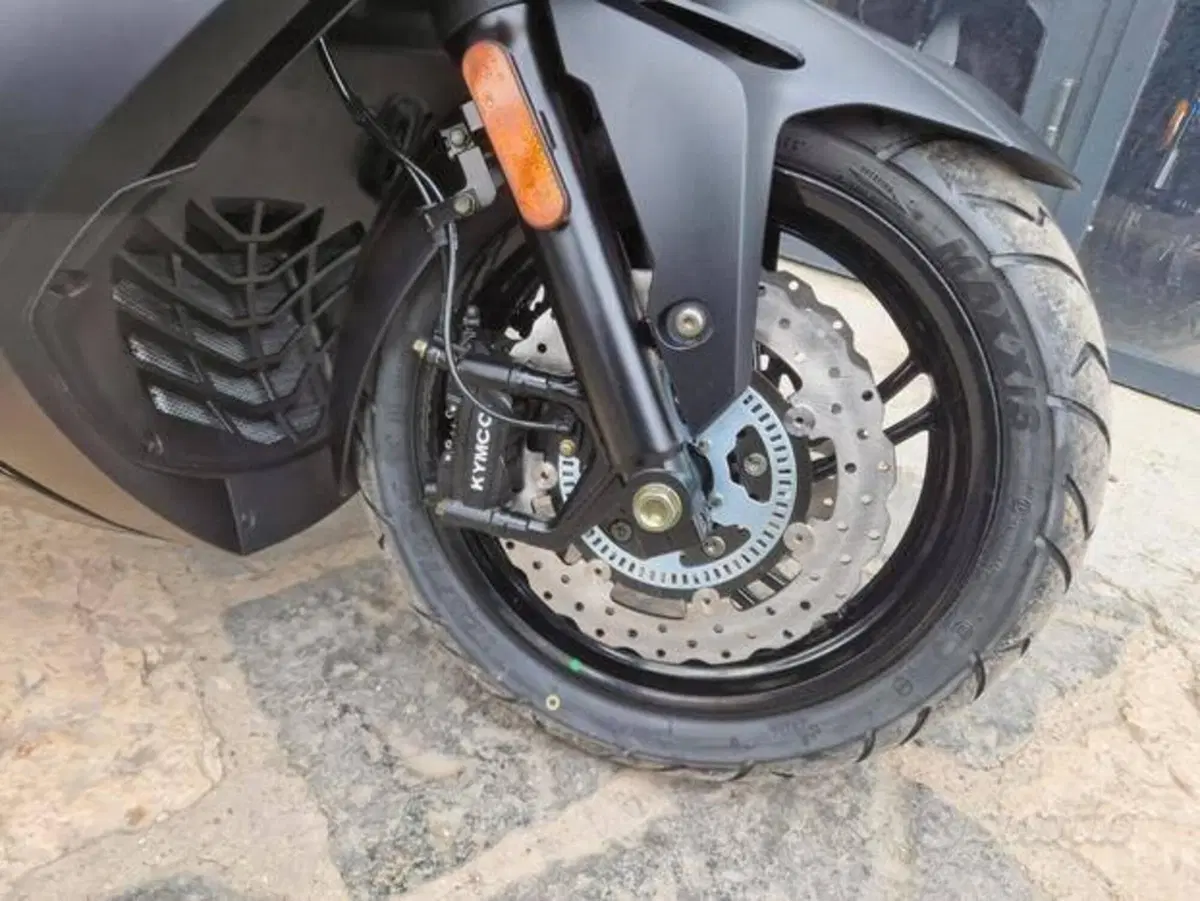 Kymco Xciting VS 400i (2023 - 26) (11)