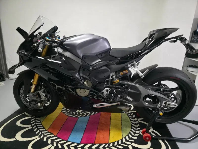 Ducati Panigale V4 S (2025 - 26) (11)