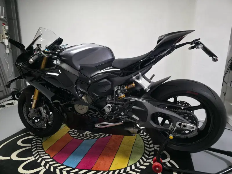 Ducati Panigale V4 S (2025 - 26) (12)