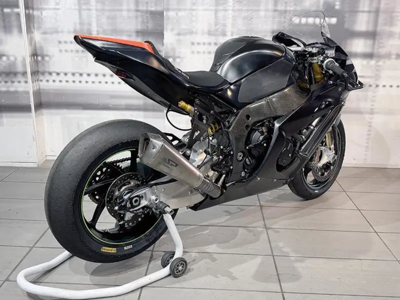 Kawasaki Ninja 1000 ZX-10RR (2017 - 18) (2)