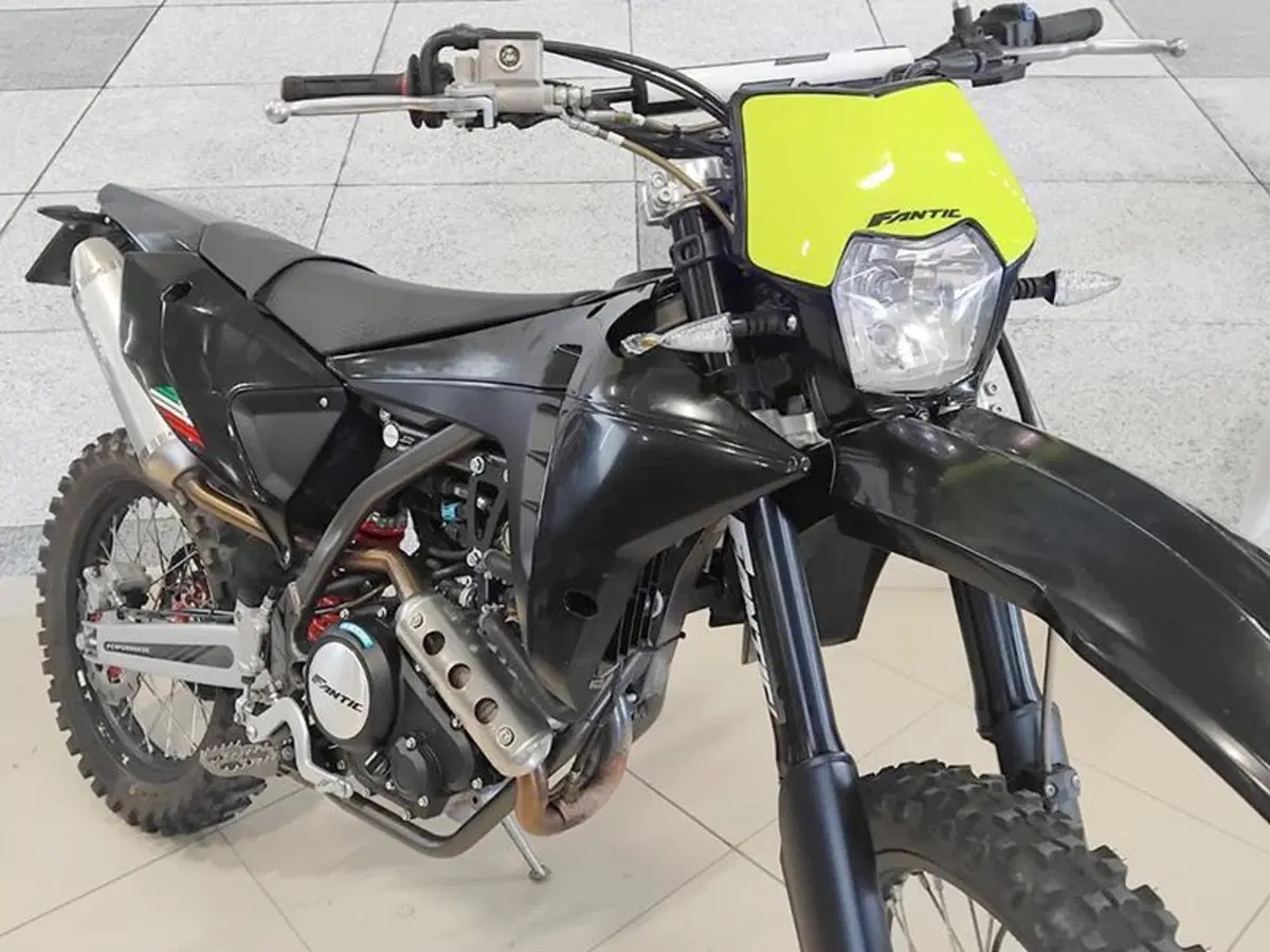Fantic Motor XEF 125 Competition (2023 - 24) (3)