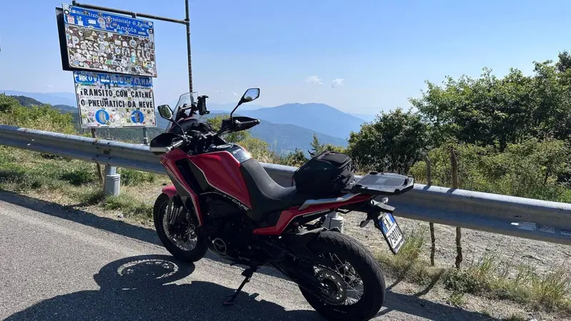 Moto Morini X-Cape 650 (2021 - 26) (2)