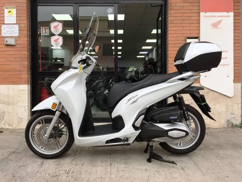 Honda SH 350 (2021 - 24) (5)