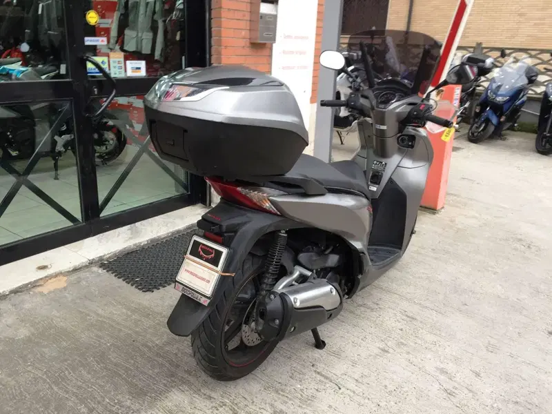 Honda SH 300 i Sport ABS (2018 - 20) (8)