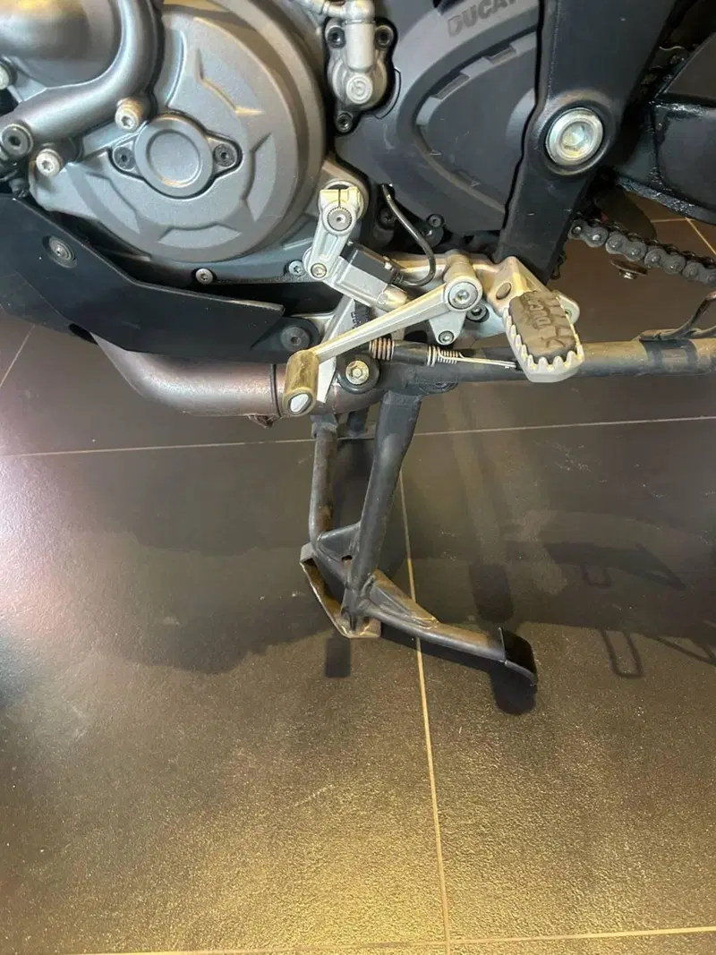 Ducati Multistrada V2 S (2022 - 24) (11)