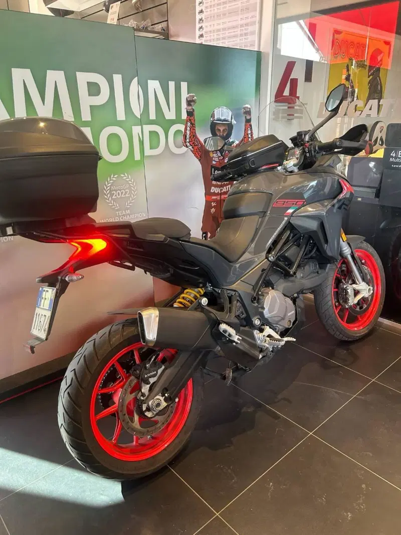 Ducati Multistrada V2 S (2022 - 24) (8)