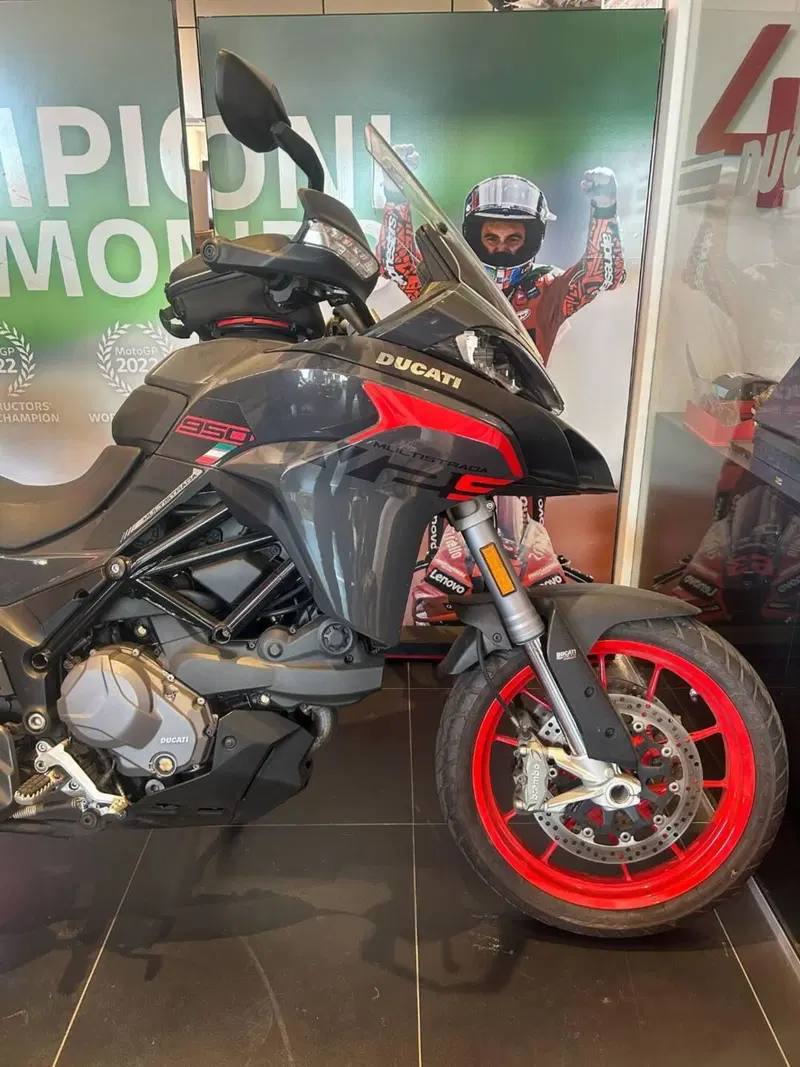 Ducati Multistrada V2 S (2022 - 24) (4)