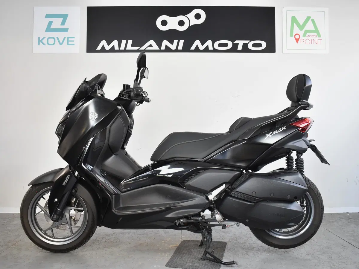 Yamaha X-Max 300 Tech Max (2021 - 24) (4)