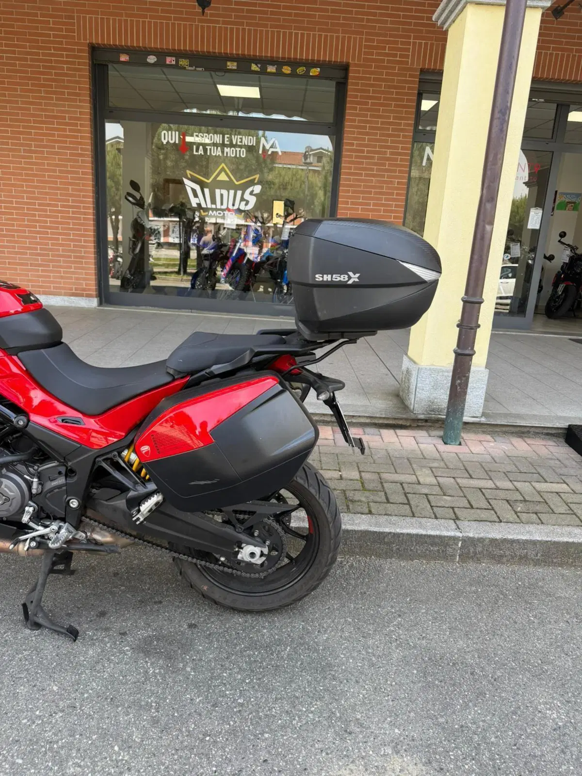 Ducati Multistrada V2 S (2022 - 24) (4)