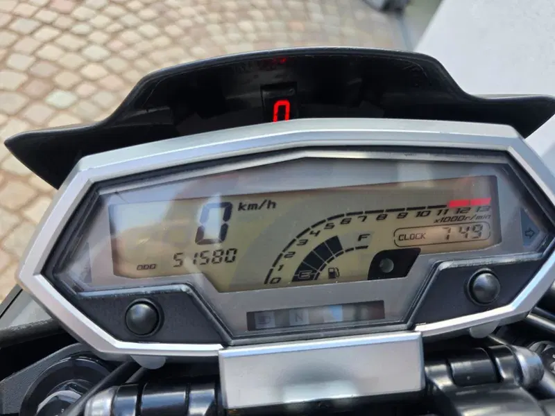 Kawasaki Z 1000 (2010 - 13) (5)