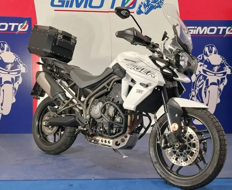 Triumph Tiger 800 XRx (2017 - 18) (2)