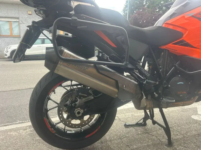 KTM 1290 Super Adventure S (2021) (3)