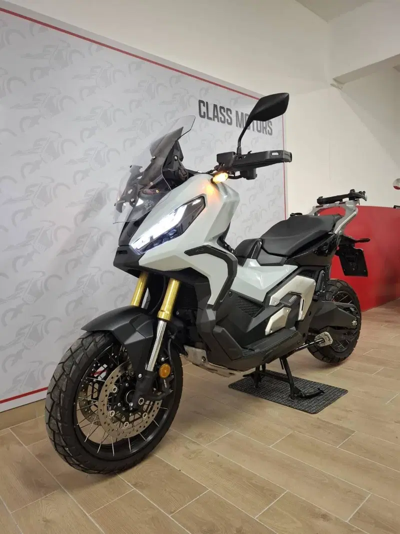 Honda X-ADV 750 DCT (2021 - 24) (3)