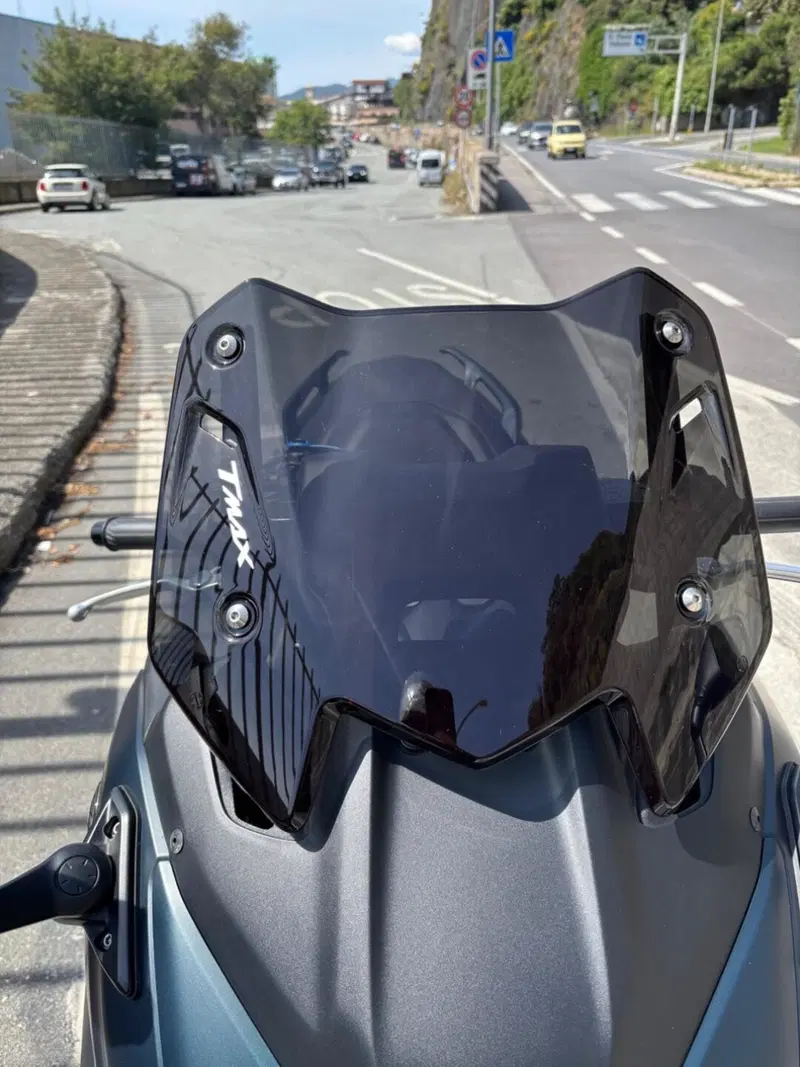 Yamaha T-Max 560 Tech Max (2022 - 24) (3)