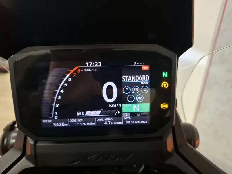 Honda X-ADV 750 DCT (2021 - 24) (4)