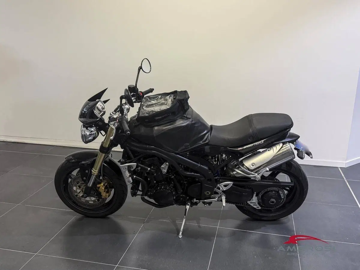 Triumph Speed Triple 1050 (2005 - 11)