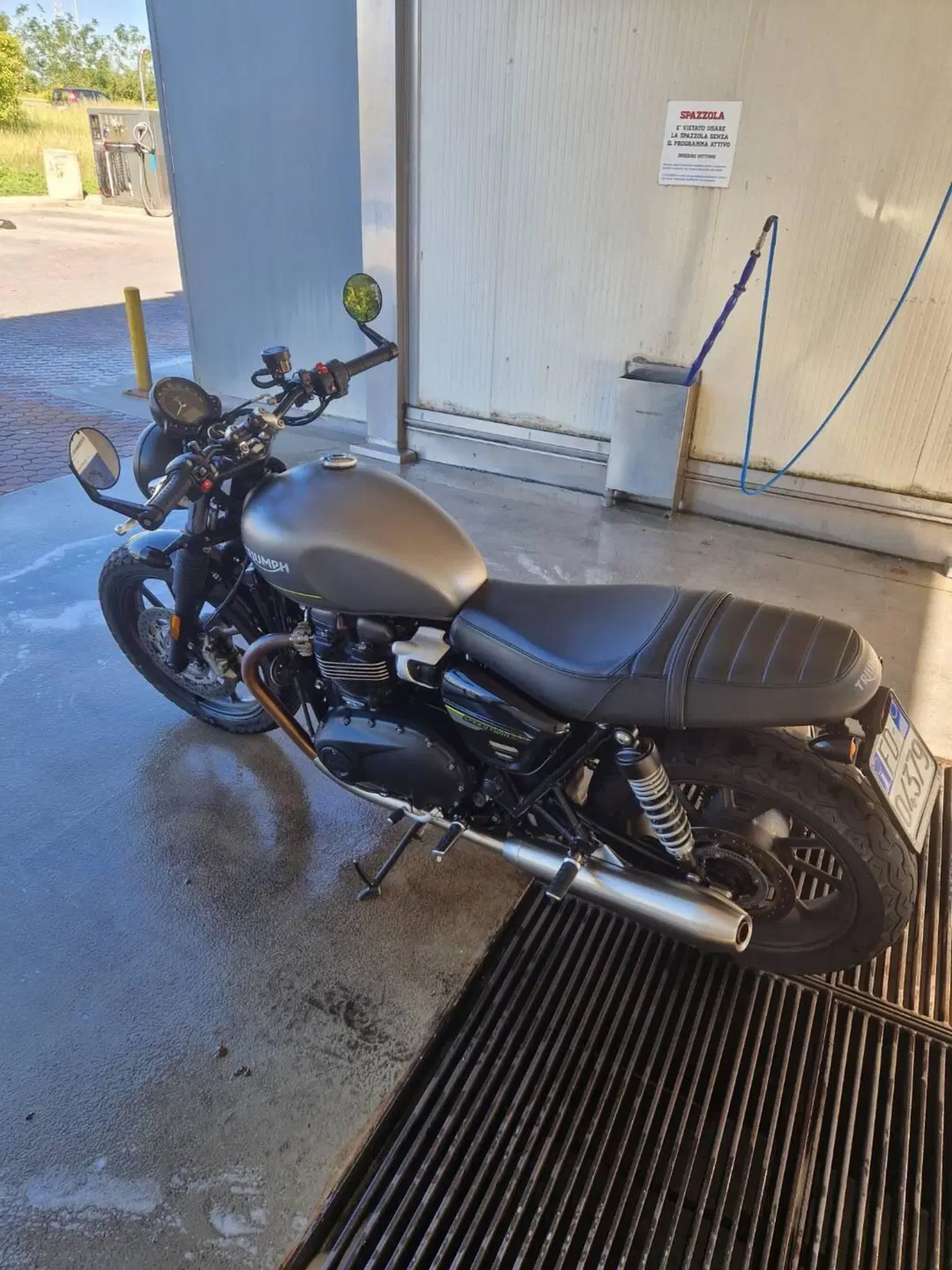 Triumph Speed Twin 900 (2023 - 24) (3)