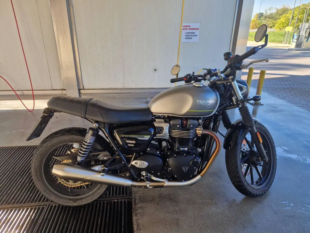 Triumph Speed Twin 900 (2023 - 24) (8)