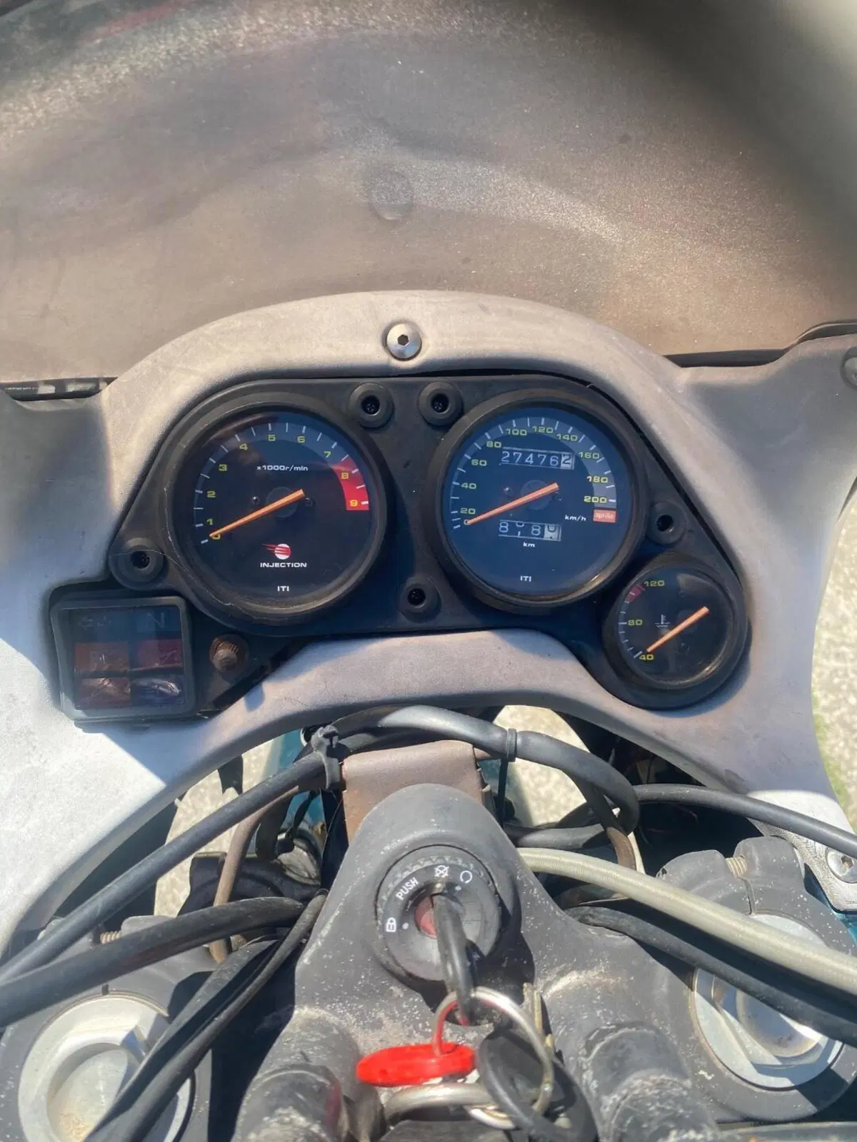 Aprilia Pegaso 650 IE (2001 - 02) (4)