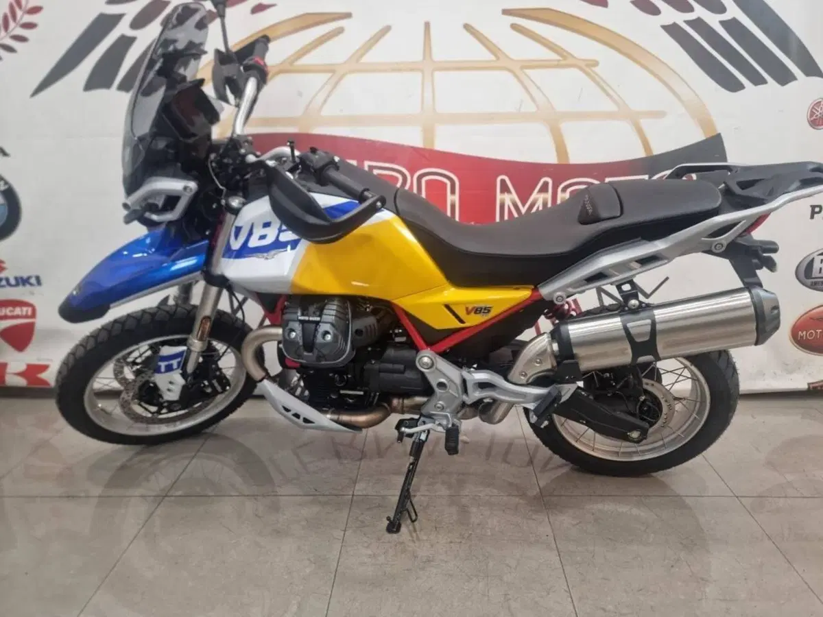 Moto Guzzi V85 TT (2024 - 26)