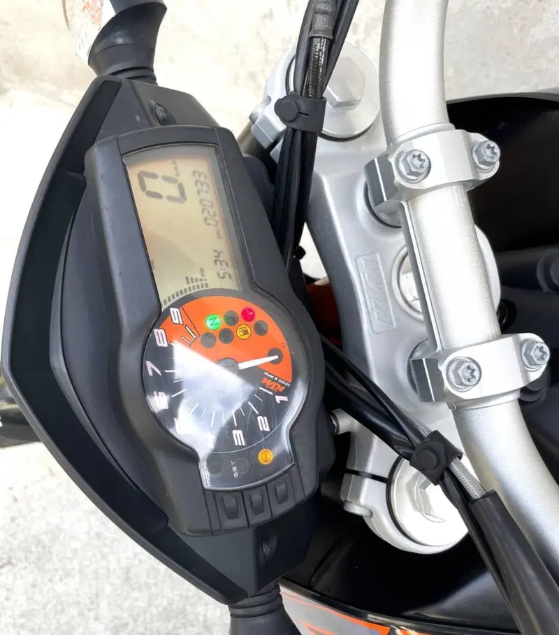 KTM 690 Duke (2012 - 16) (6)