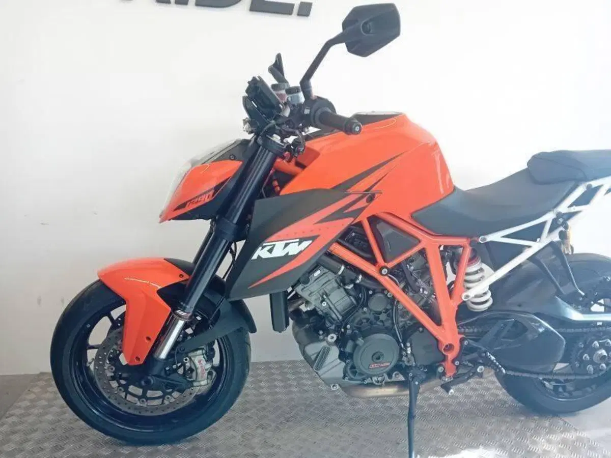 KTM 1290 Super Duke R ABS (2014 - 16) (5)