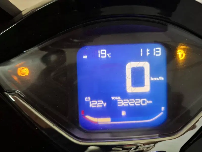 Honda SH 350 (2021 - 24) (3)