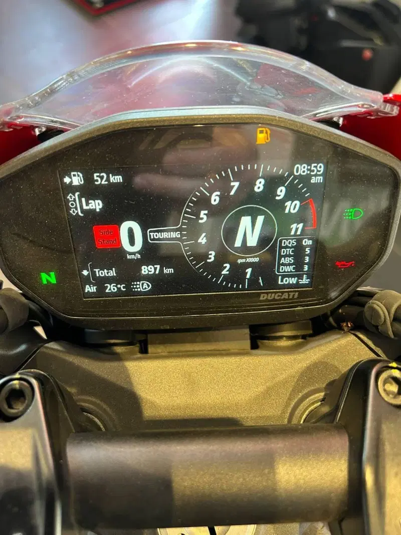 Ducati Monster 937 + (2021 - 25) (2)