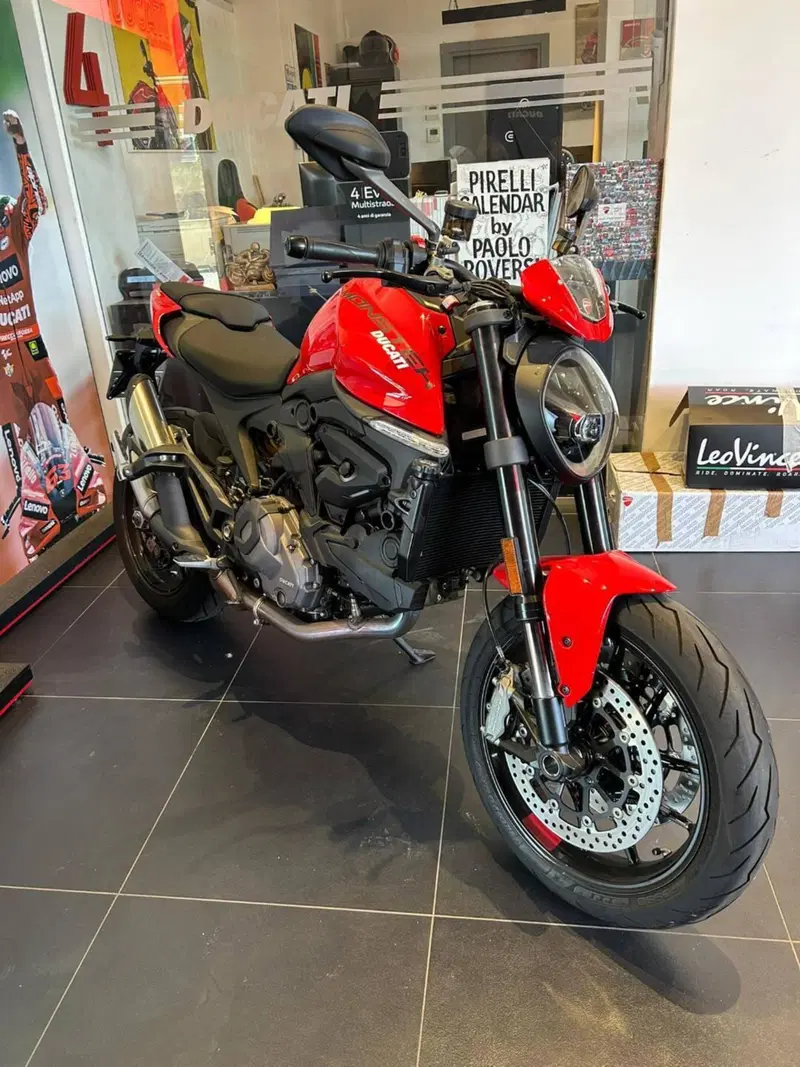 Ducati Monster 937 + (2021 - 25) (8)