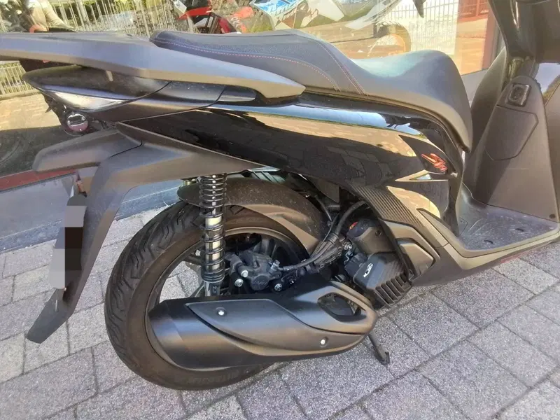 Honda SH 125i Sport (2024 - 25) (5)