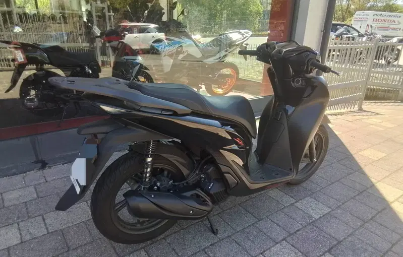 Honda SH 125i Sport (2024 - 25) (7)