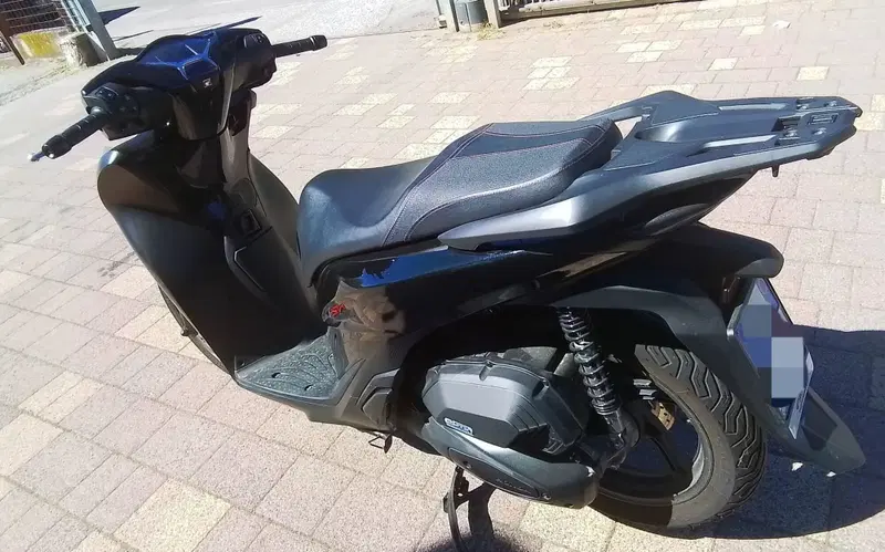 Honda SH 125i Sport (2024 - 25) (8)