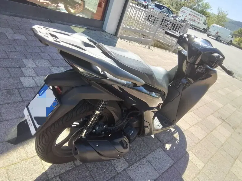 Honda SH 125i Sport (2024 - 25) (10)