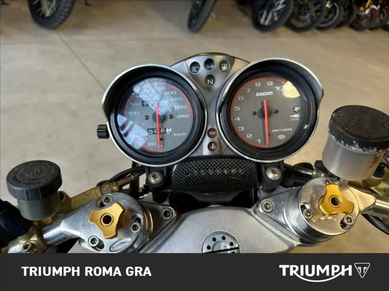 Ducati Monster 900 S4 (2001 - 02) (4)