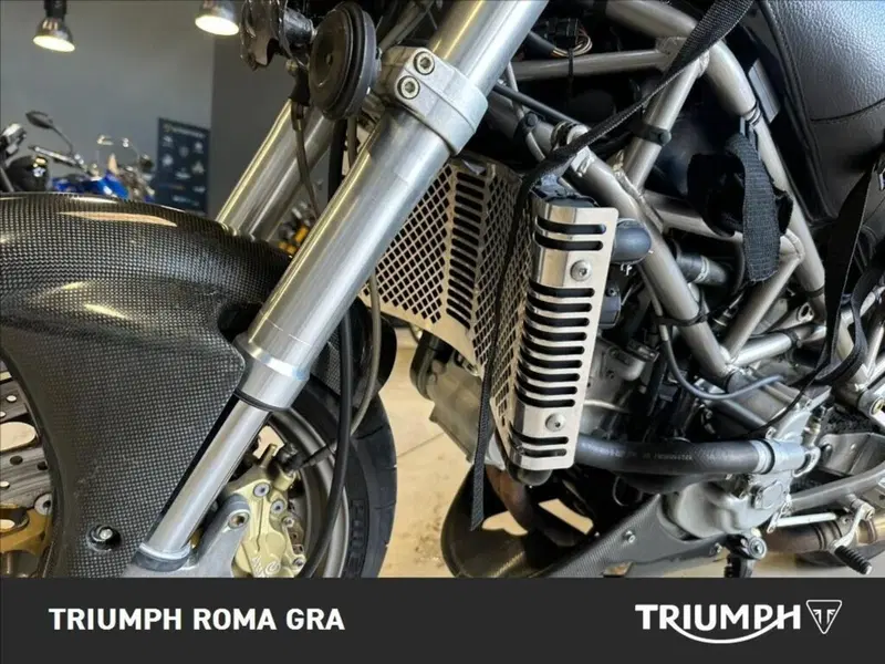 Ducati Monster 900 S4 (2001 - 02) (10)