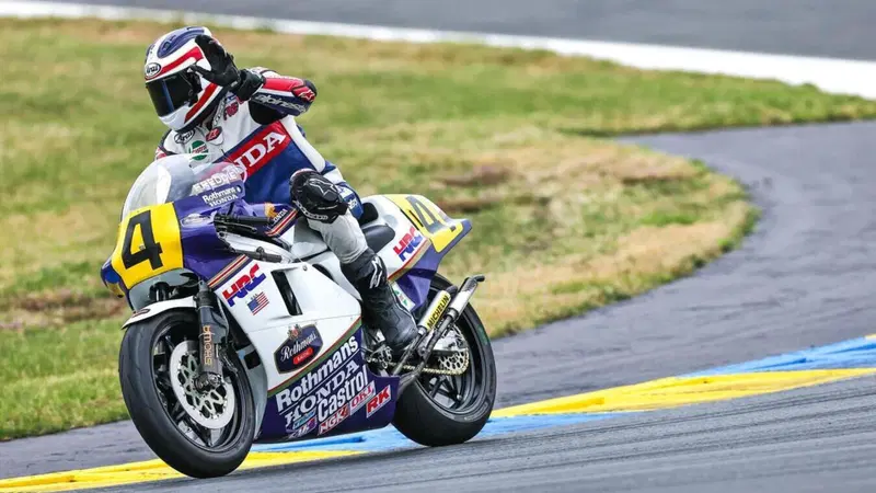 Tra Le Mans e Paul Ricard, Honda celebra la sua storia e svela la nuova CB1000F