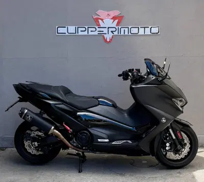 Yamaha T-Max 560 (2020 - 21) usata