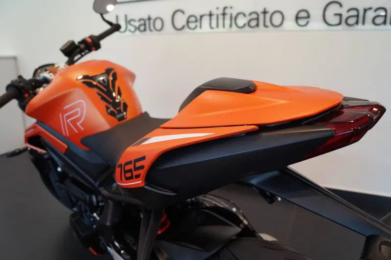 Triumph Street Triple 765 R (2023 - 26) (5)
